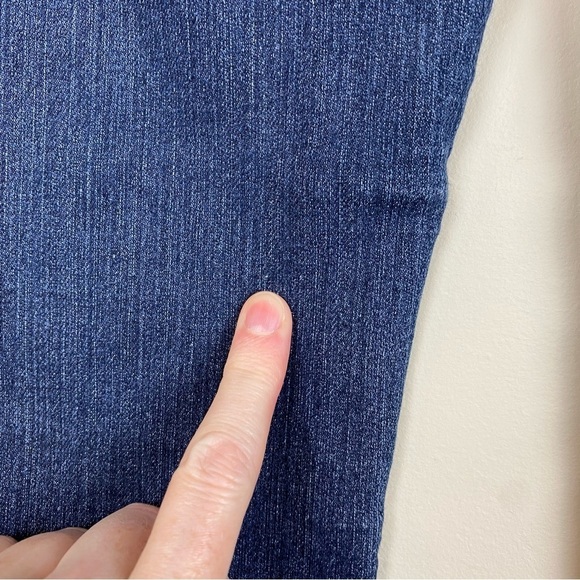 Paige Skyline Straight Leg Jeans Size 29 Dark Wash Stretchy Comfortable Mid Rise - Picture 16 of 16